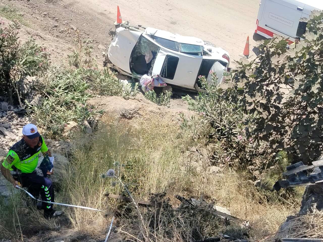 Muğla'da Otomobil Köprüden Uçtu: Çok Sayıda Yaralı 1